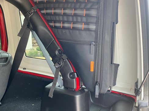 Used 2020 Jeep Wrangler Unlimited Rubicon w/ LED Lighting Group image 19