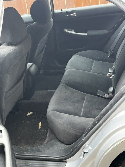 Used 2005 Honda Accord EX image 9