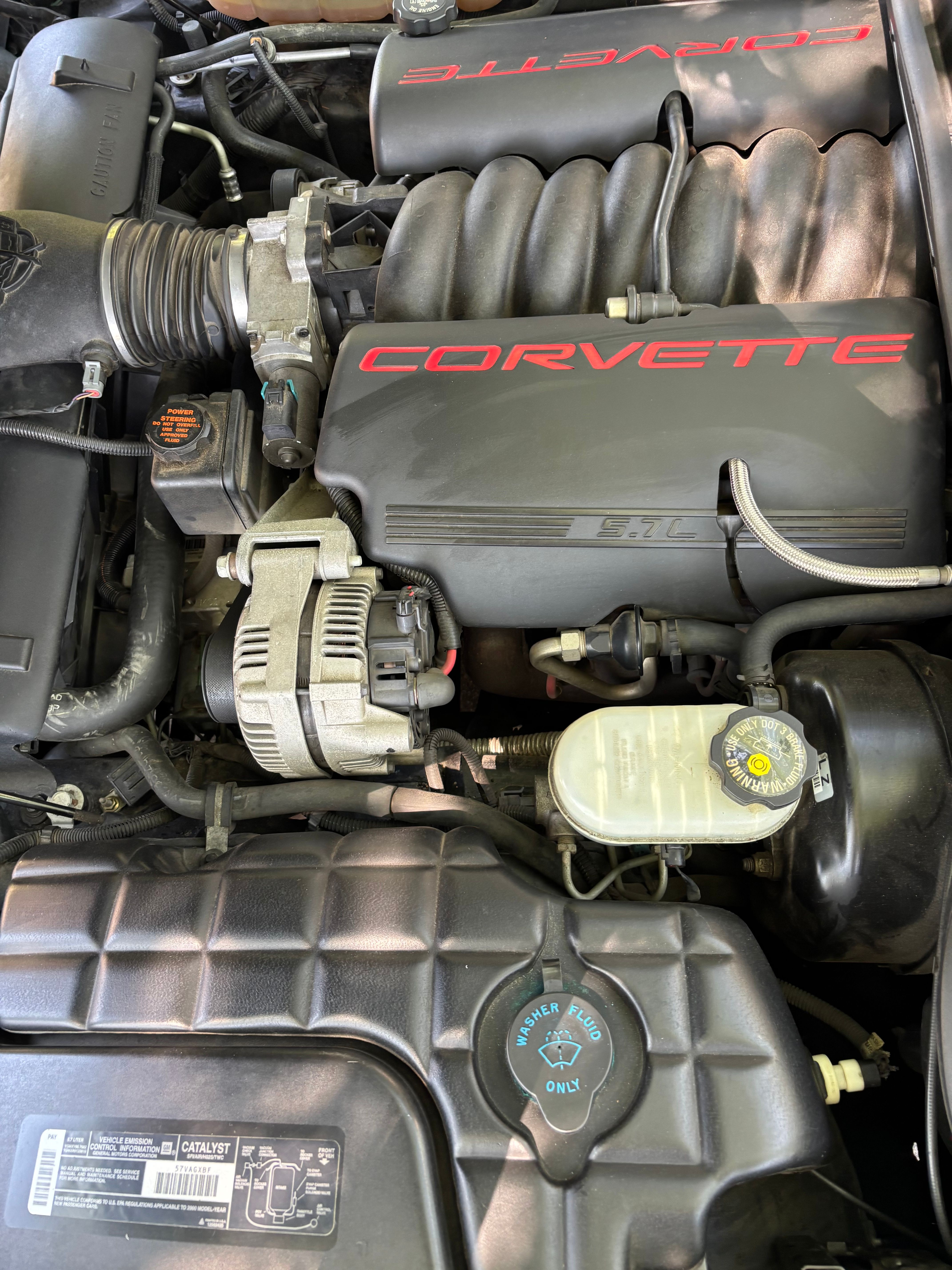 Used 2000 Chevrolet Corvette Convertible w/ Performance Handling Pkg RWD image 10