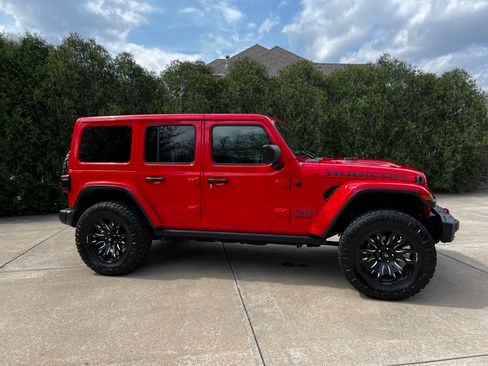 Used 2020 Jeep Wrangler Unlimited Rubicon w/ Dual Top Group image 2