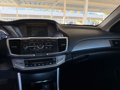 Used 2014 Honda Accord LX image 9