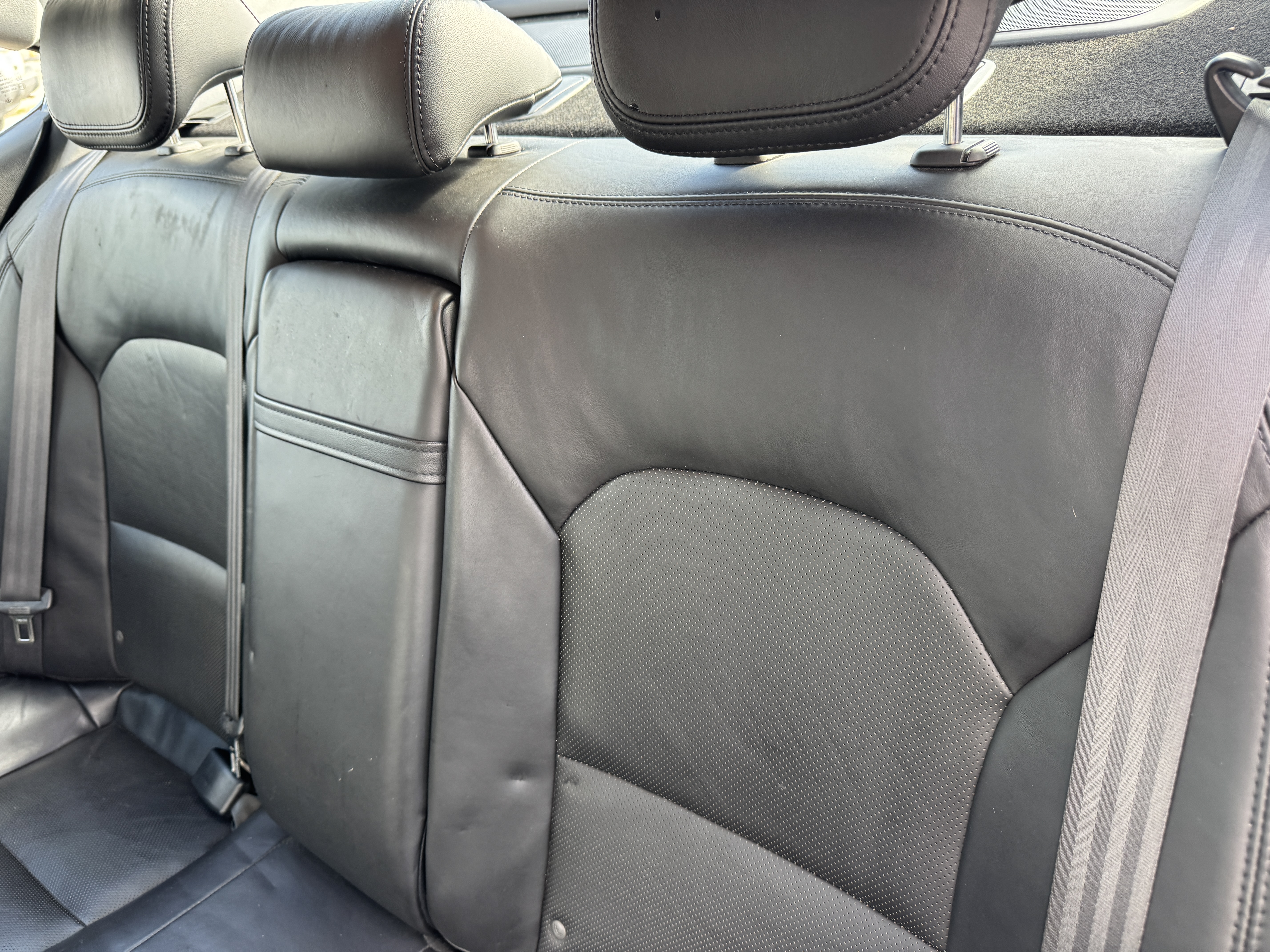 Used 2015 Kia Cadenza Premium w/ Luxury Package FWD image 11