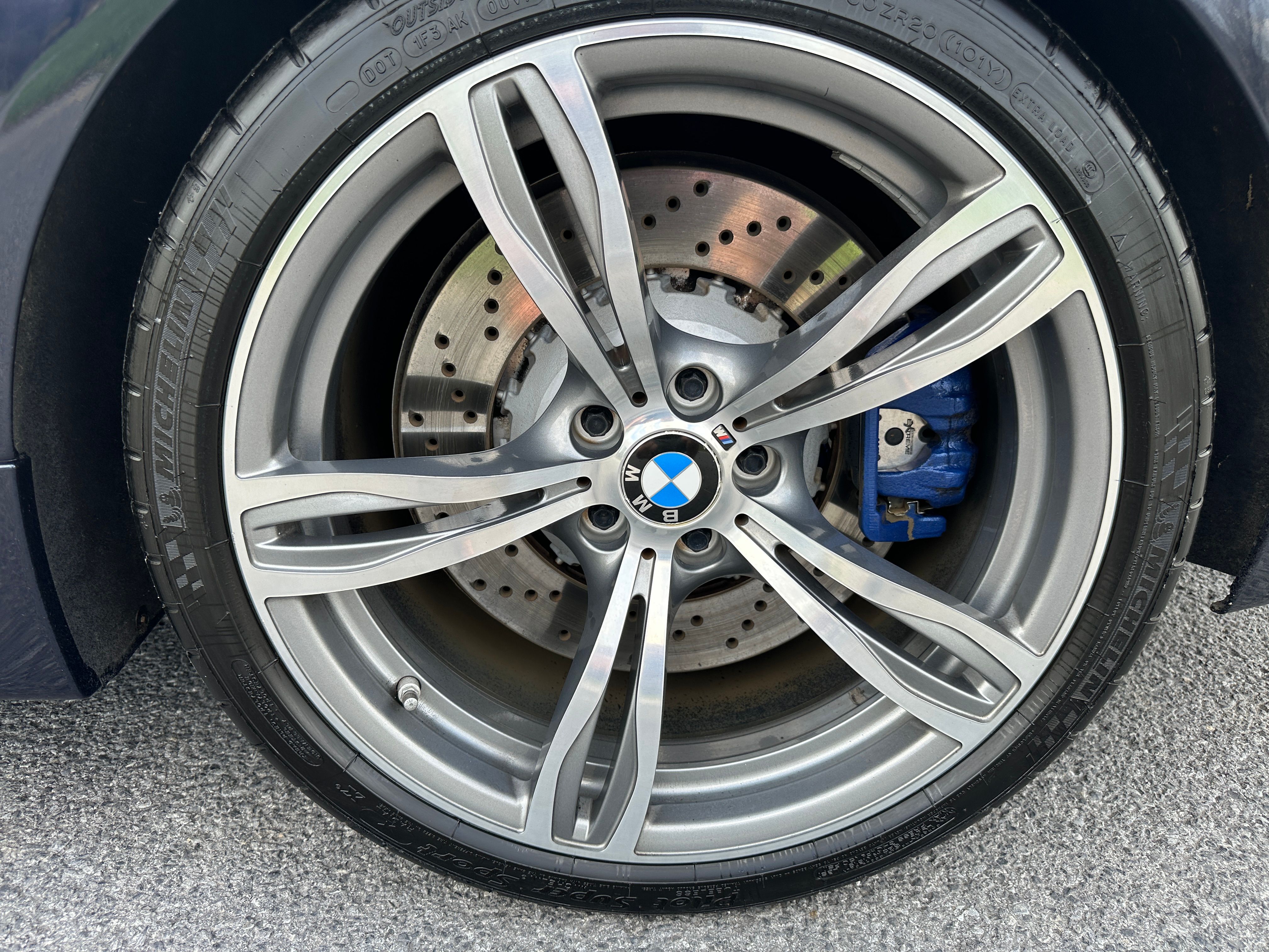 Used 2013 BMW M5 RWD image 12