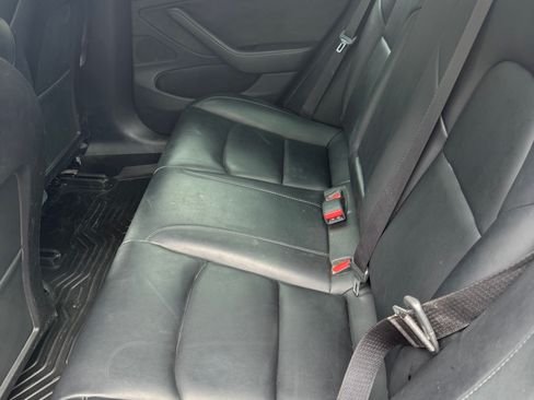 Used 2019 Tesla Model 3 Standard Range Plus image 20