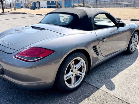 Used 2010 Porsche Boxster S image 6