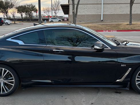 Used 2017 INFINITI Q60 3.0t w/ Premium Plus Package 3.0T image 1