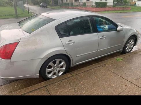 Used 2007 Nissan Maxima 3.5 SL w/ Driver Preferred Pkg image 2