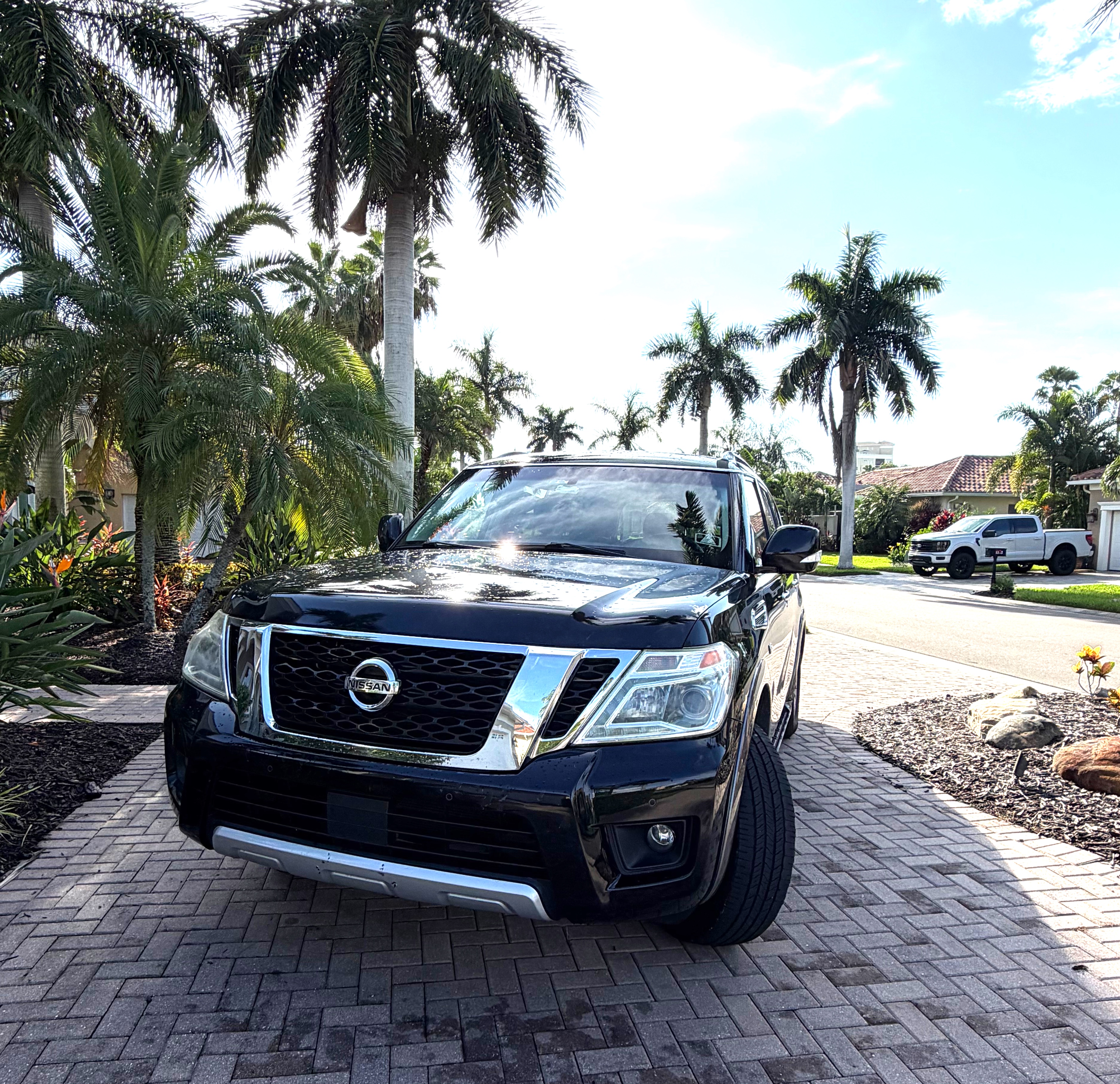 Used 2017 Nissan Armada SV w/ Driver Package AWD/4WD image 5