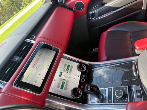 Used 2022 Land Rover Range Rover Sport Autobiography image 4