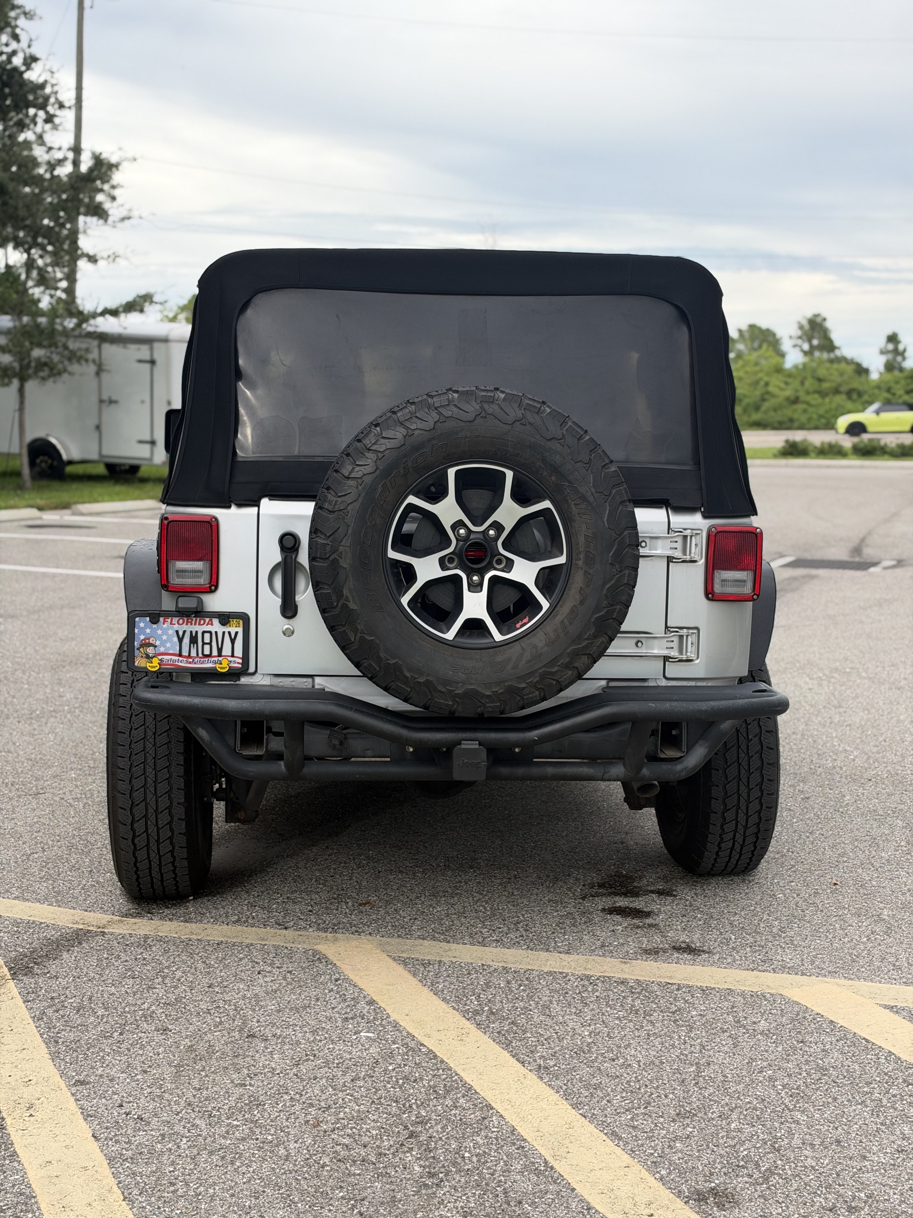 Used 2012 Jeep Wrangler Unlimited Sport AWD/4WD image 6