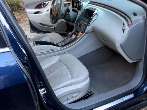 Used 2010 Buick LaCrosse CXL image 6