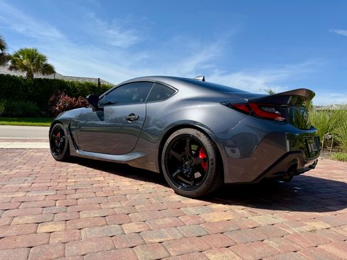 Used 2025 Toyota GR86 Premium w/ Performance Package RWD image 6