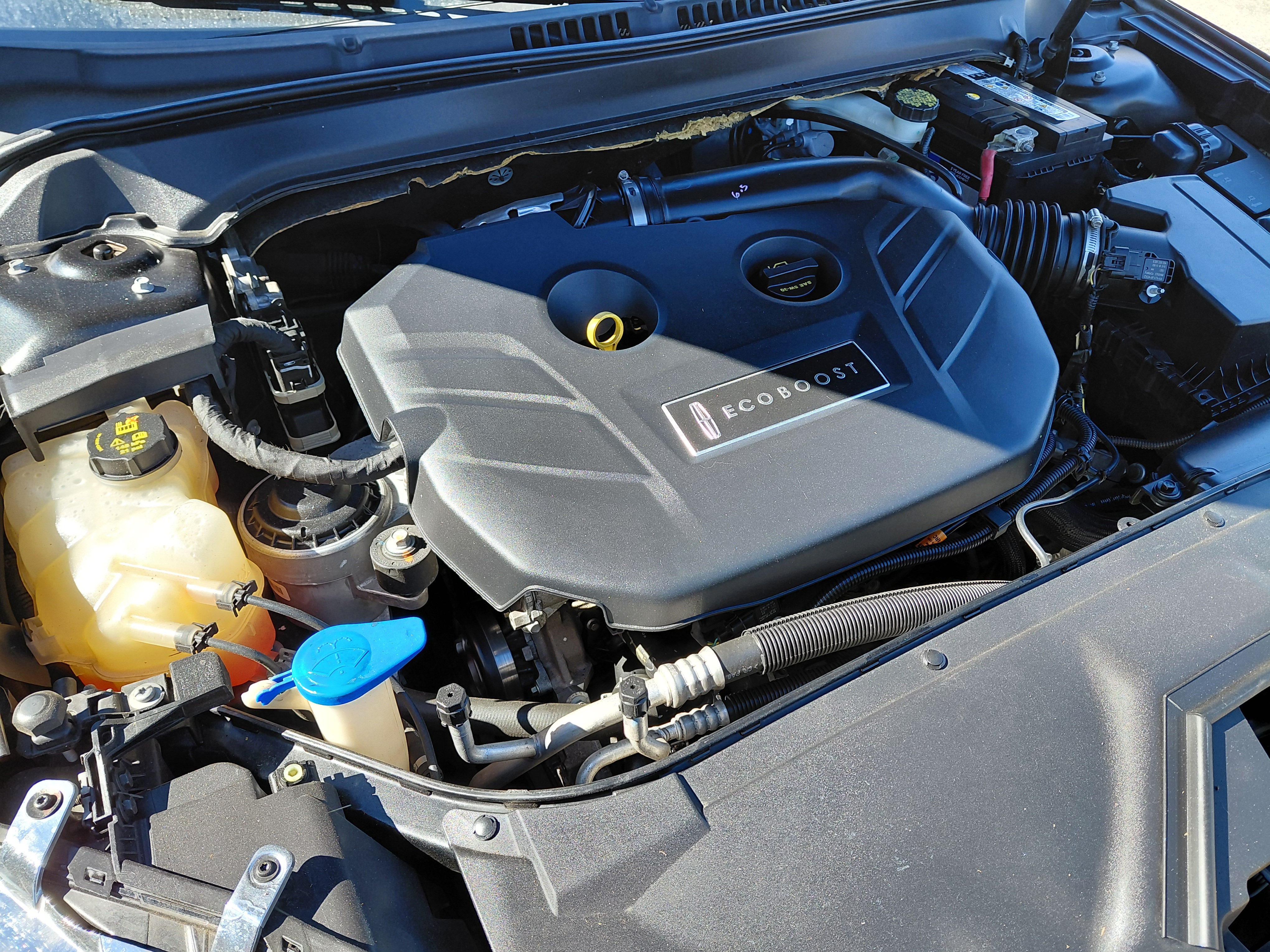 Used 2013 Lincoln MKZ FWD image 16