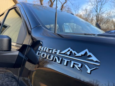 Used 2024 Chevrolet Silverado 2500 High Country w/ High Country Premium Package image 30