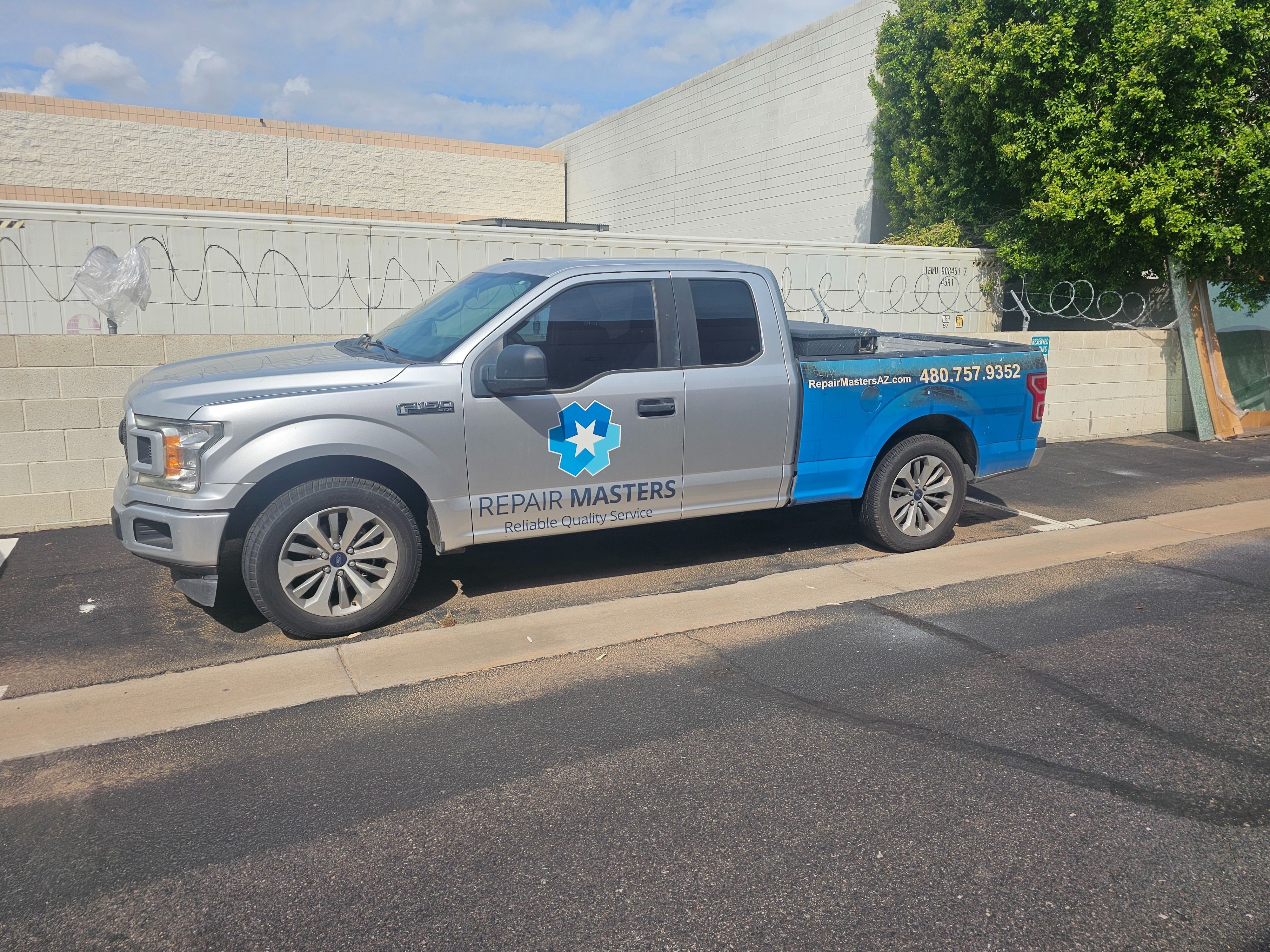 Used 2018 Ford F150 XL w/ Equipment Group 101A Mid RWD image 1