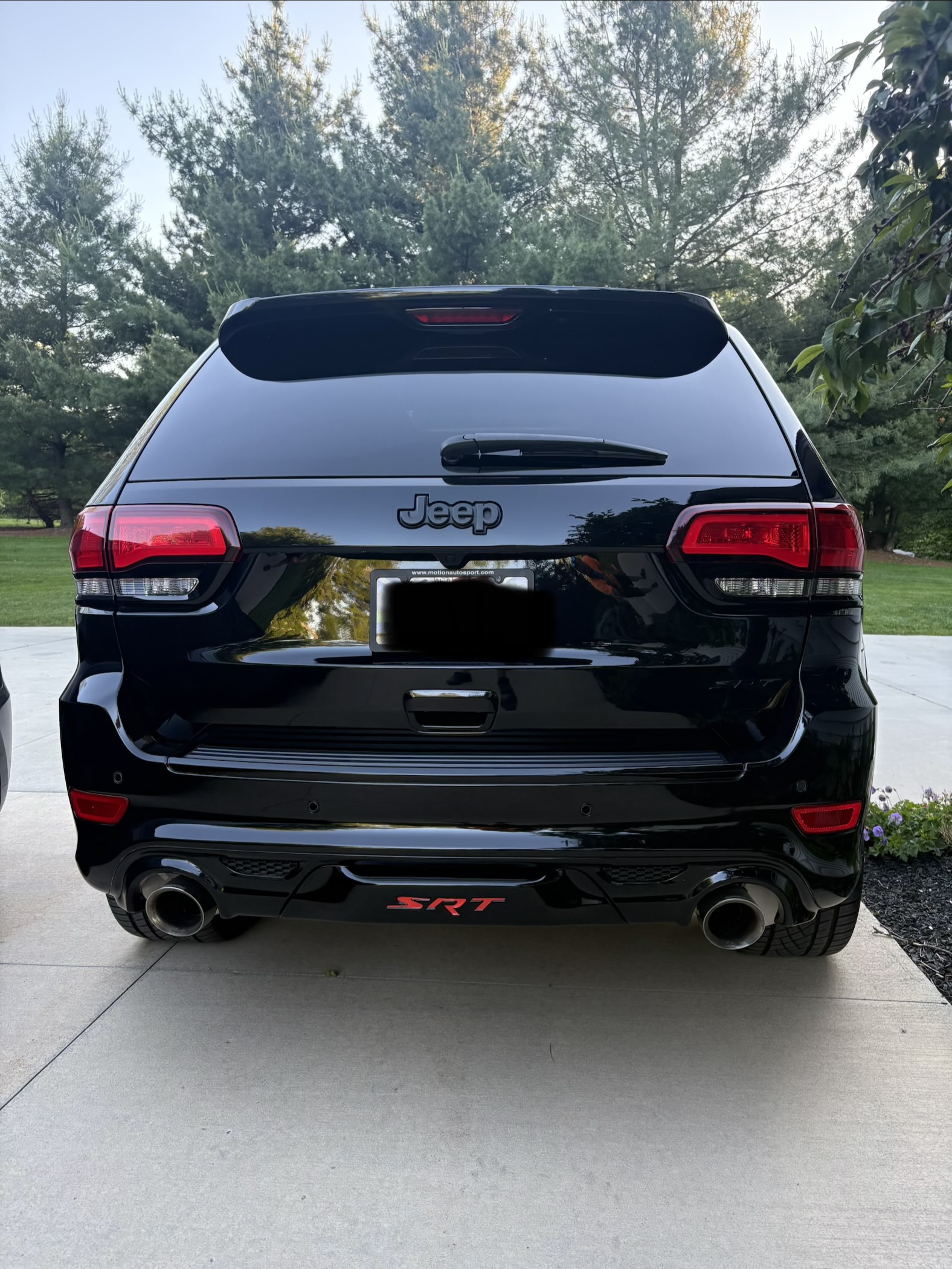 Used 2020 Jeep Grand Cherokee SRT AWD/4WD image 2