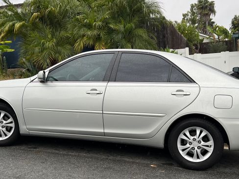 Used 2005 Toyota Camry LE image 5
