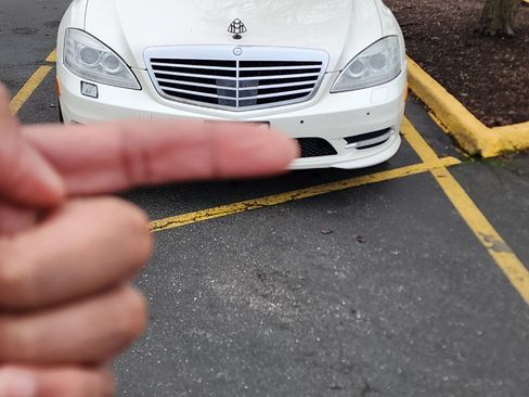 Used 2012 Mercedes-Benz S 550 4MATIC image 10