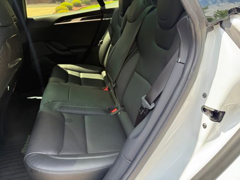 Used 2021 Tesla Model S Plaid AWD/4WD image 10