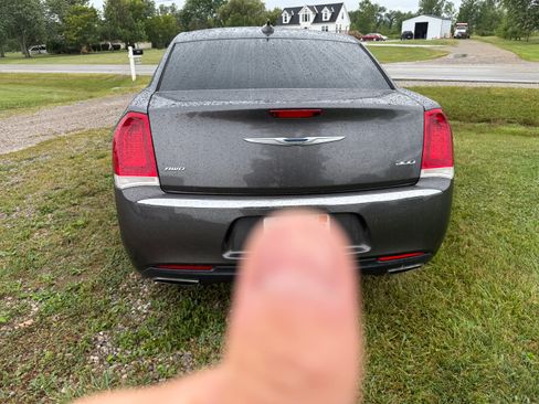 Used 2016 Chrysler 300 Limited AWD/4WD image 5