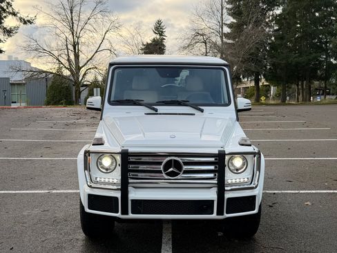 Used 2017 Mercedes-Benz G 550 image 4