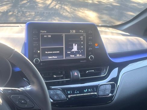 Used 2021 Toyota C-HR XLE image 12