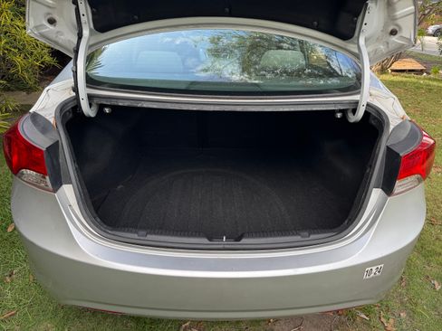 Used 2012 Hyundai Elantra GLS w/ Comfort Pkg 2 image 5