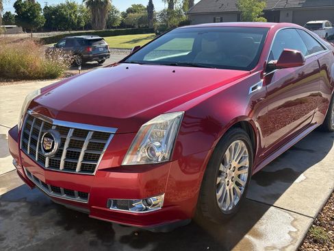Used 2012 Cadillac CTS Premium RWD image 2