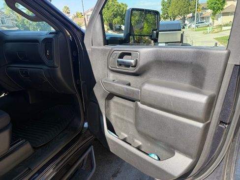 Used 2024 Chevrolet Silverado 2500 Custom w/ Custom Value Package AWD/4WD image 14