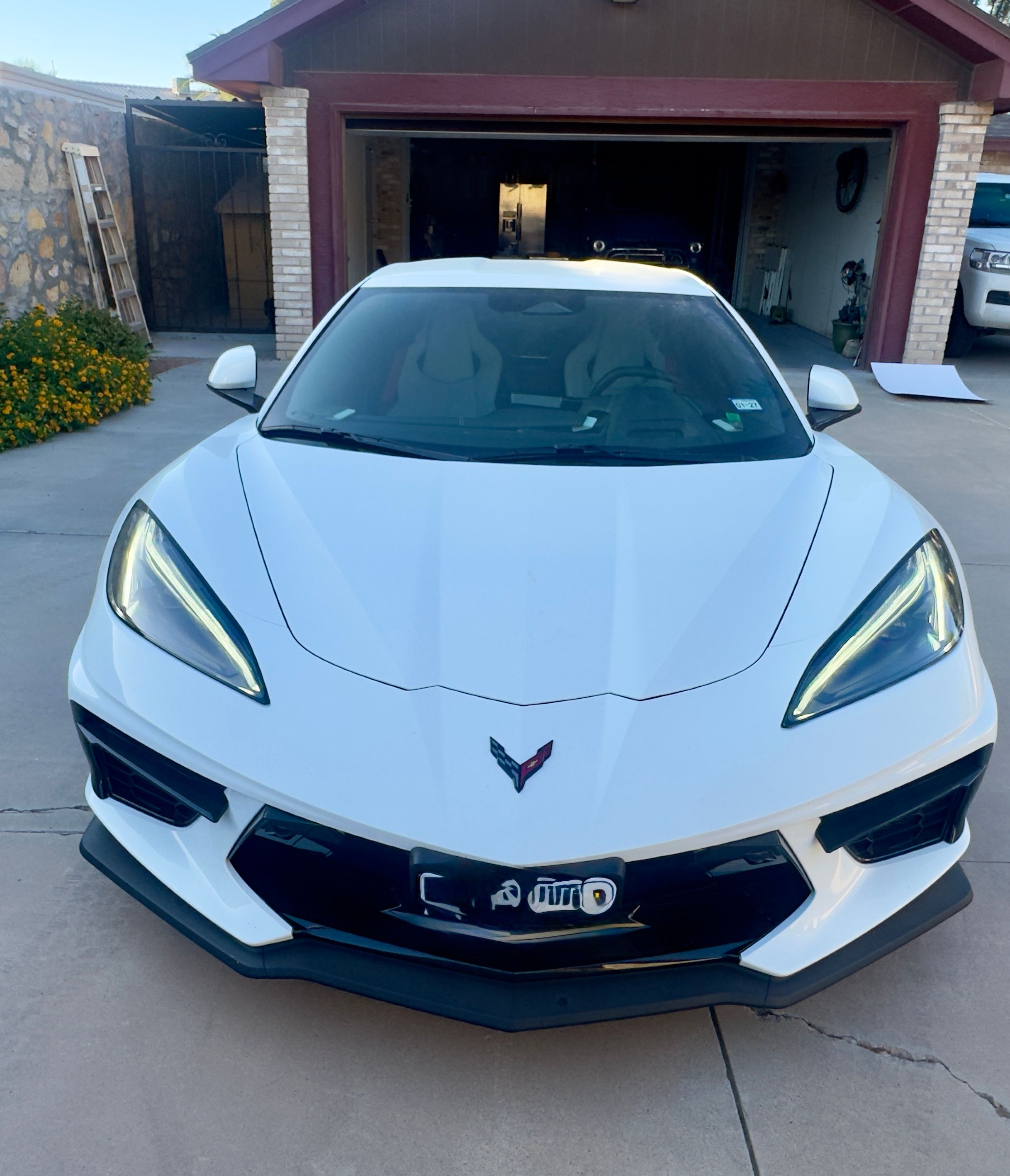 Used 2025 Chevrolet Corvette Stingray Preferred Cpe w/ Z51 Performance Package RWD image 1