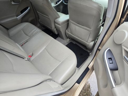 Used 2010 Toyota Prius Two image 5