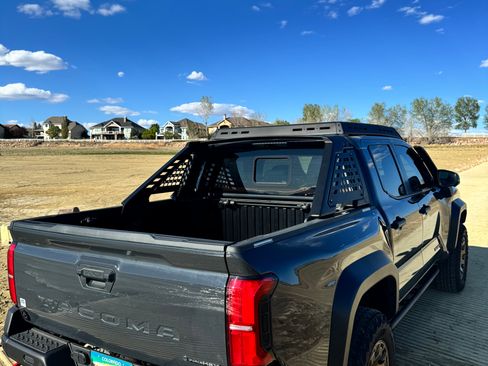 Used 2025 Toyota Tacoma 4x4 Double Cab Hybrid image 5