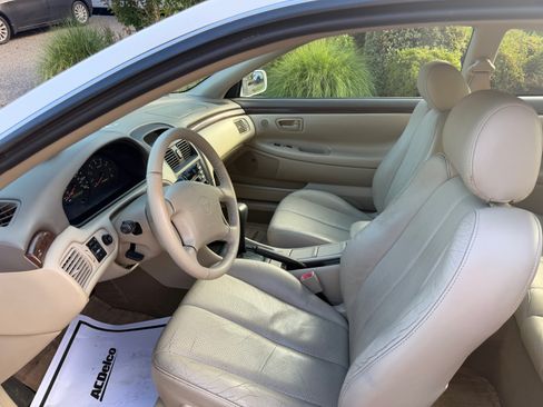 Used 1999 Toyota Solara SLE FWD image 4