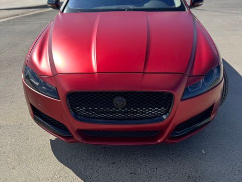 Used 2017 Jaguar XF Prestige image 2
