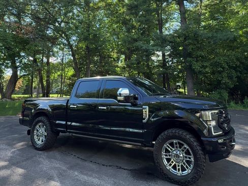 Used 2022 Ford F250 Limited w/ Snow Plow Prep Package AWD/4WD image 15