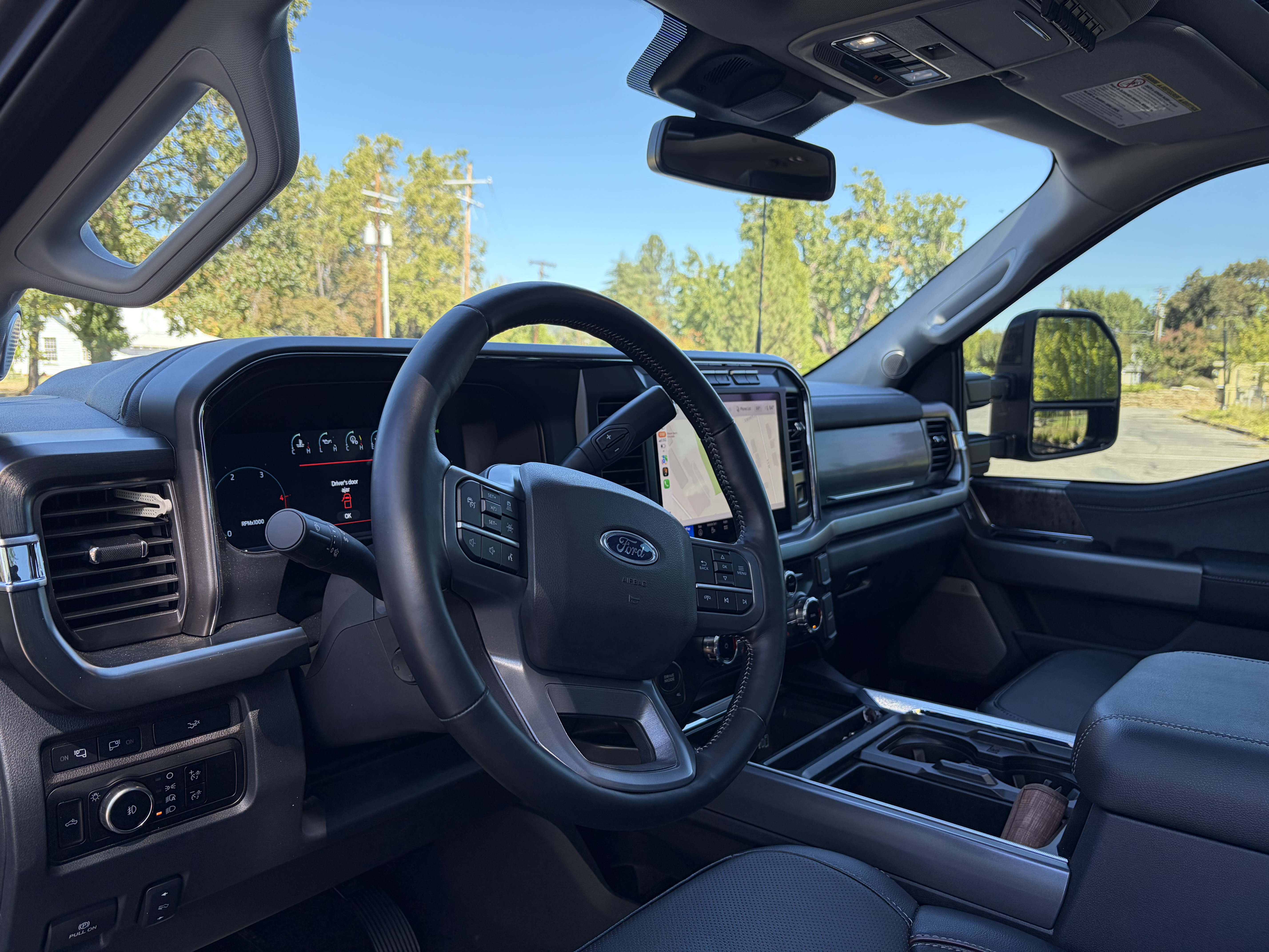 Used 2024 Ford F250 Lariat w/ Lariat Ultimate Package AWD/4WD image 8