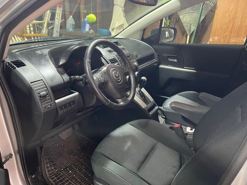 Used 2009 MAZDA MAZDA5 Touring image 16