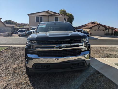 Used 2019 Chevrolet Silverado 1500 LT w/ All-Star Edition image 8