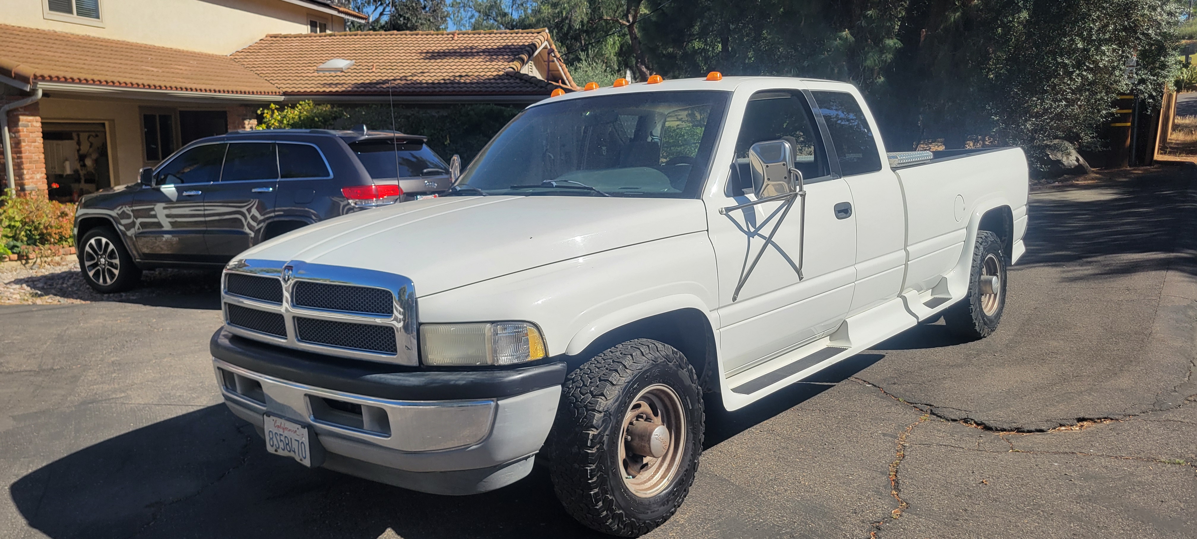 Used 1997 Dodge Ram 2500 Truck 2WD Club Cab image 1