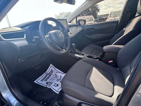 Used 2021 Toyota Corolla LE image 5