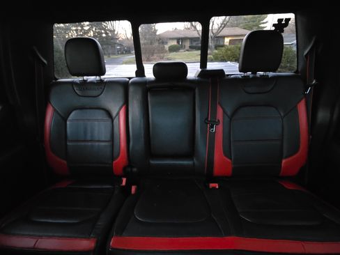 Used 2019 Ford F150 Lariat w/ Equipment Group 502A Luxury image 12