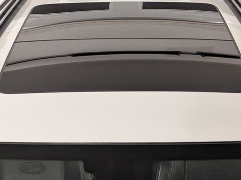 Used 2020 Jeep Grand Cherokee Overland image 20