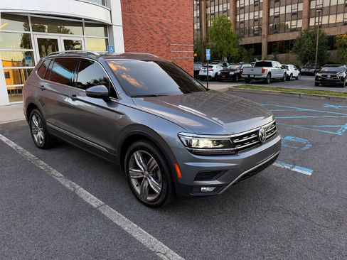 Used 2019 Volkswagen Tiguan S AWD/4WD image 1