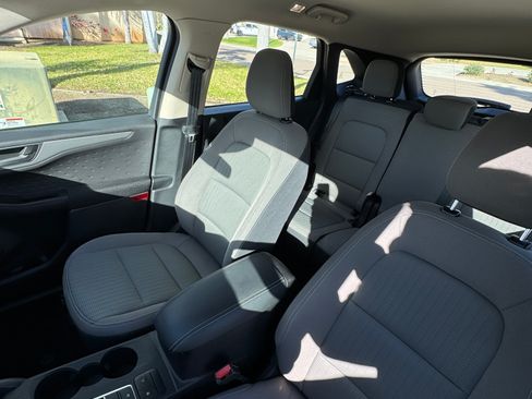 Used 2020 Ford Escape S image 10