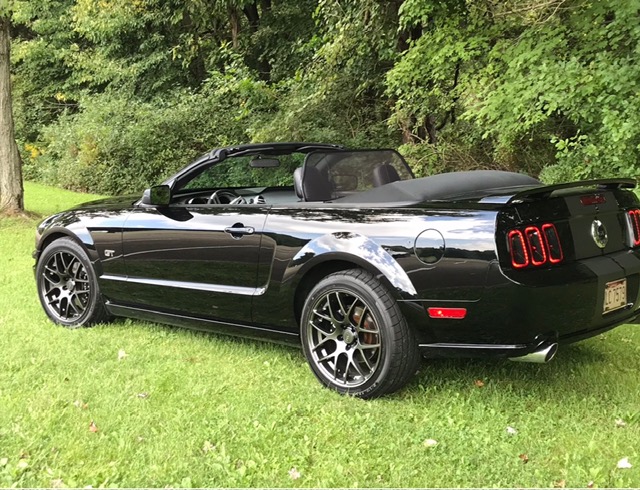 Used 2006 Ford Mustang GT Premium RWD image 4