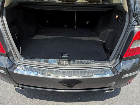 Used 2011 Mercedes-Benz GLK 350 4MATIC image 8