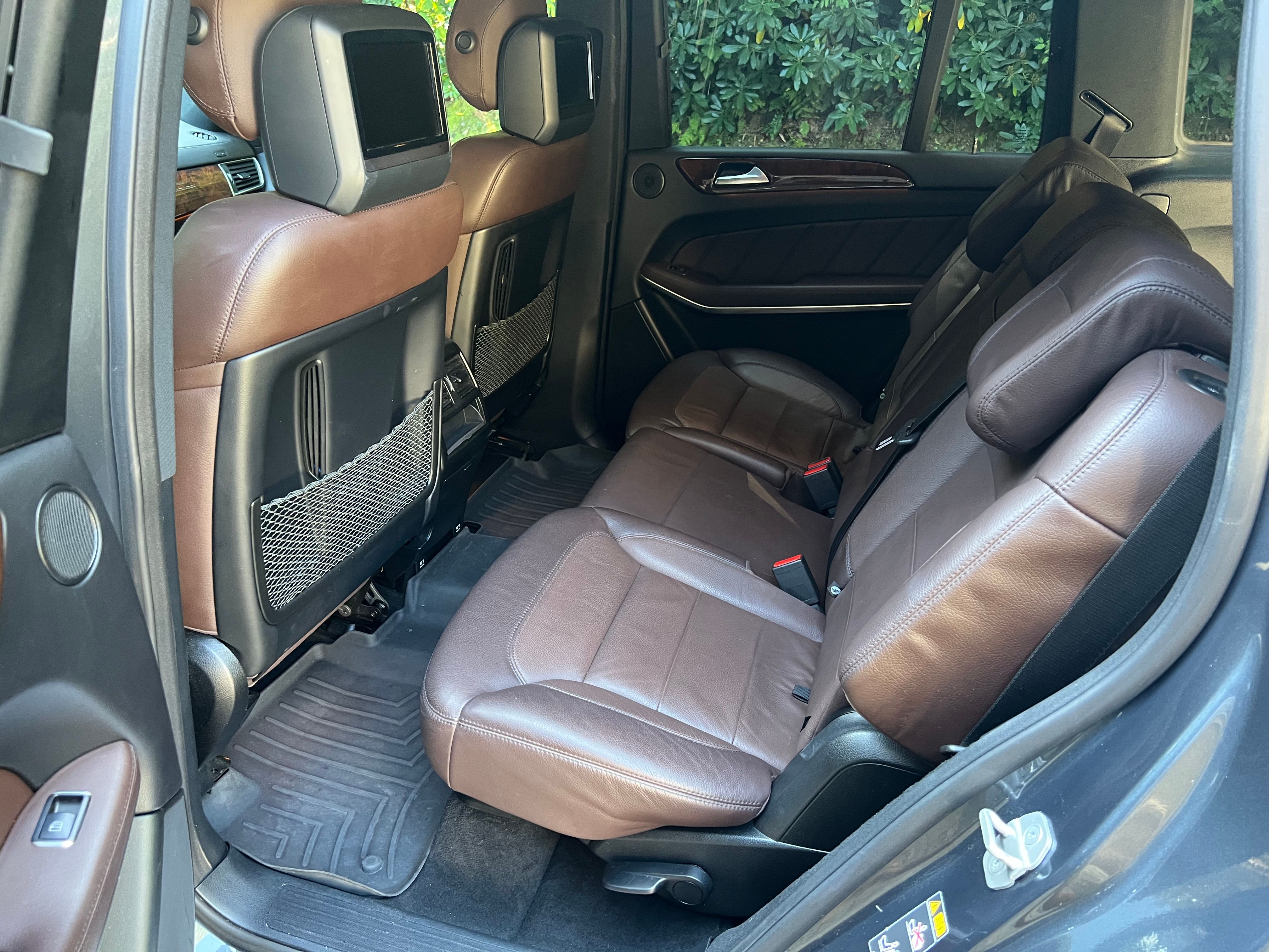 Used 2014 Mercedes-Benz GL 450 4MATIC image 16
