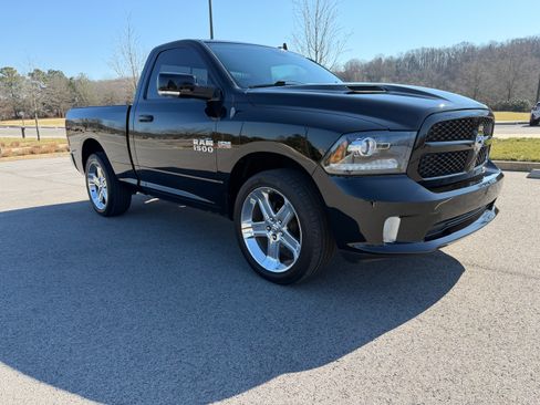 Used 2014 RAM 1500 Sport w/ Convenience Group image 18