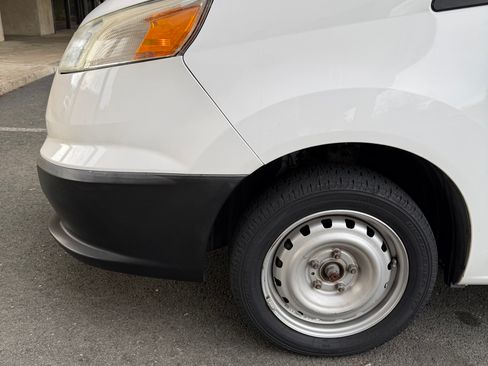 Used 2015 Chevrolet City Express LT image 2