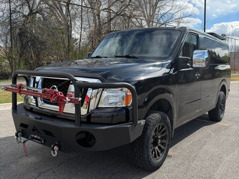 Used 2021 Nissan NV 3500 SL RWD image 1